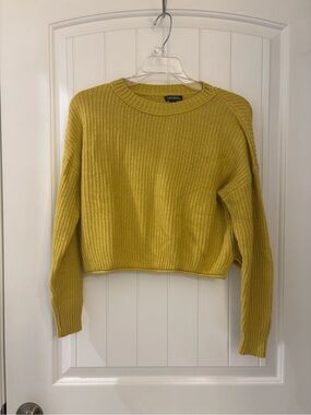 wild fable Cropped Crewneck Lemon Yellow | Soft Cozy Pullover size Small